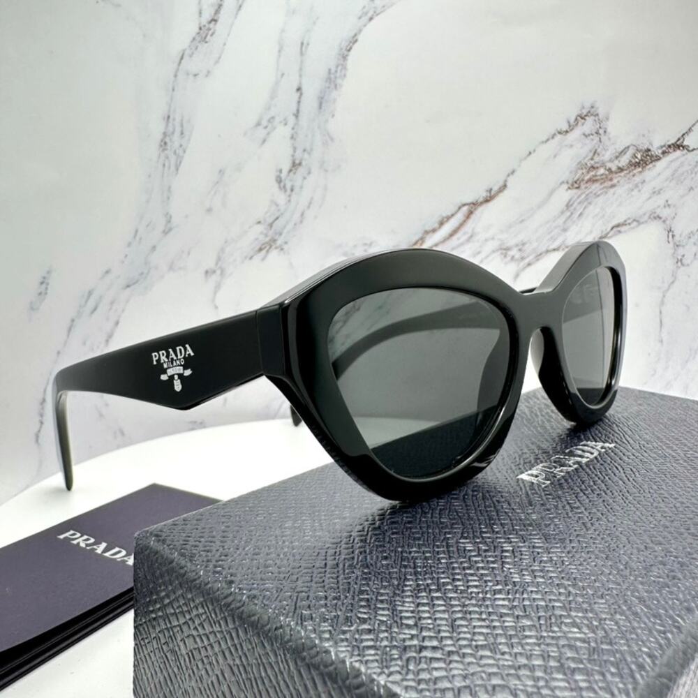 New PRADA Sunglasses Black Butterfly Cat Eye Logo Symbole Logo New - Picture 11 of 16